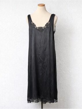 Vintage nylon slip dress  L
